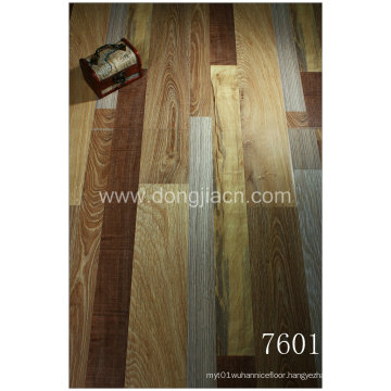 Different Widths Looking Laminate Flooring 7601